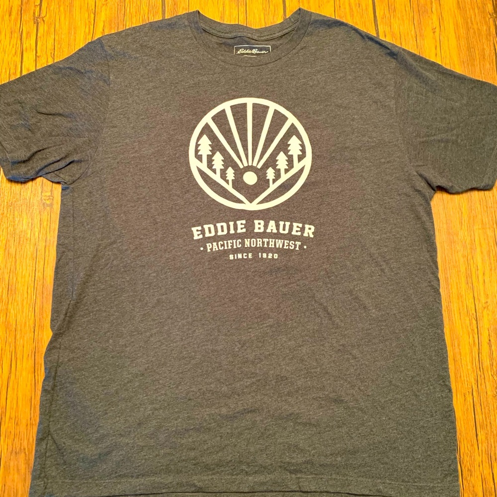 Men’s Eddie Bauer logo T-shirt